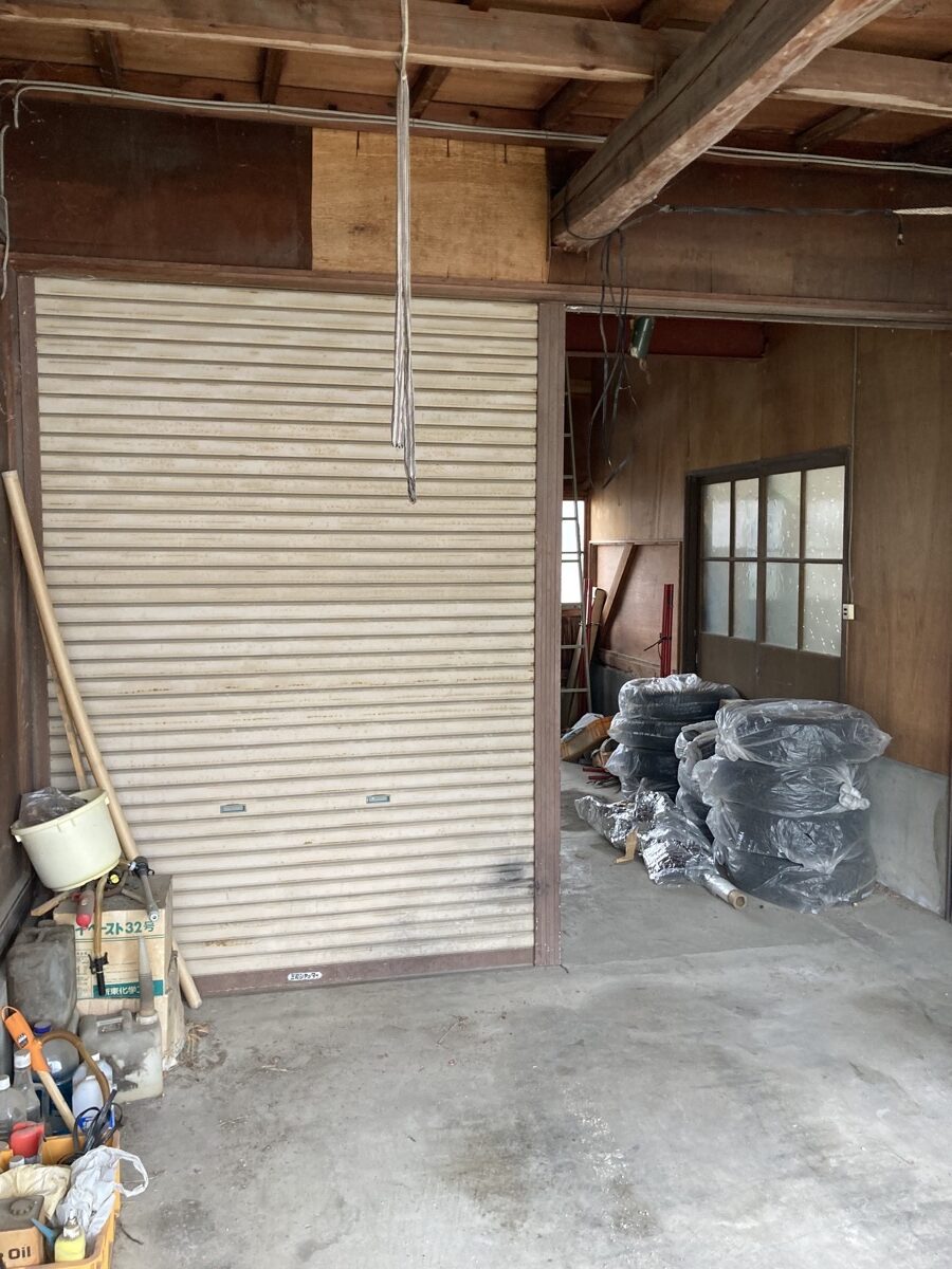 T様邸倉庫リノベーションの施工写真 2